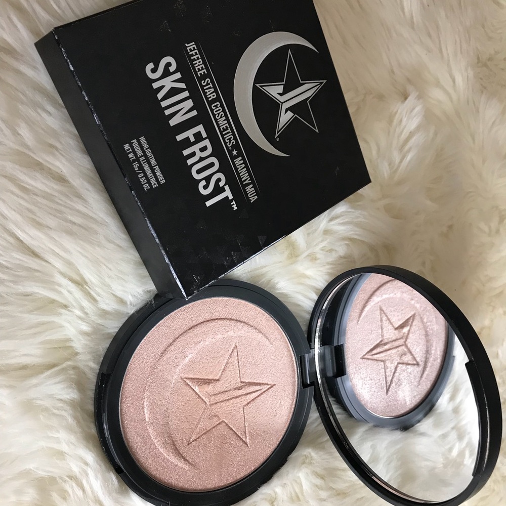 Limited edition collab with Manny MUA